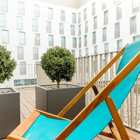 Motel One Köln-Neumarkt-2